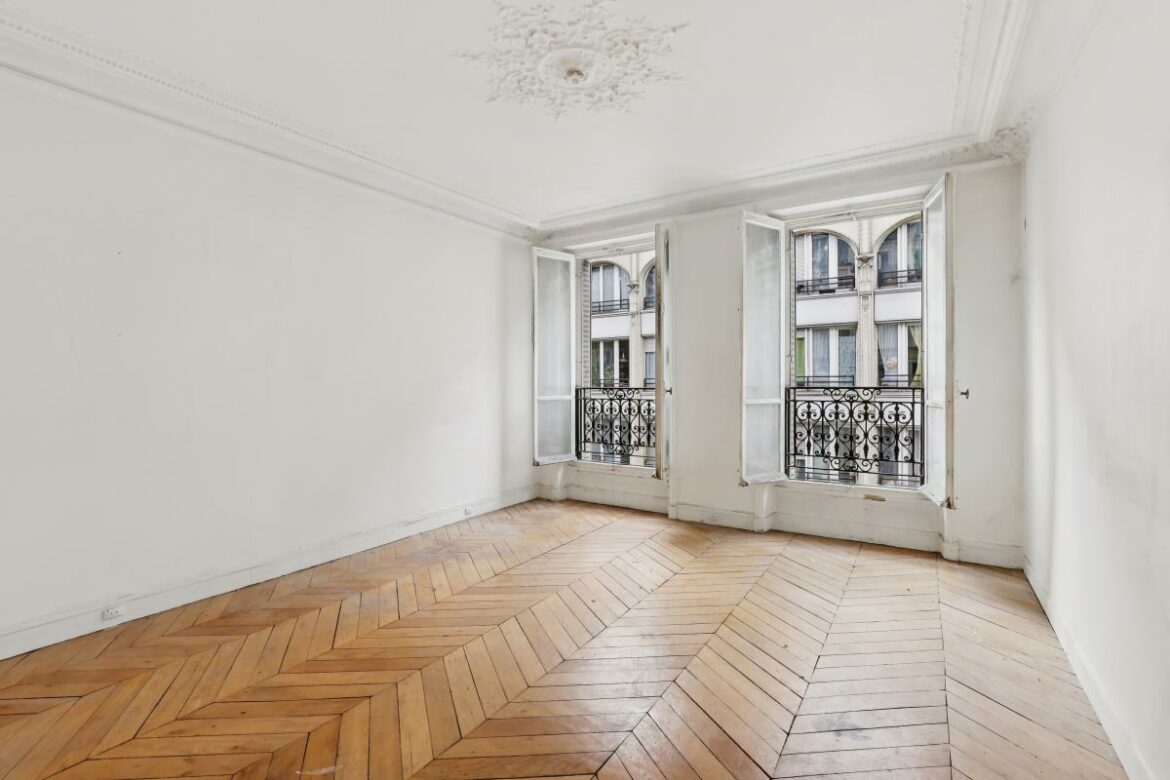 Appartement traversant au volumes agréables