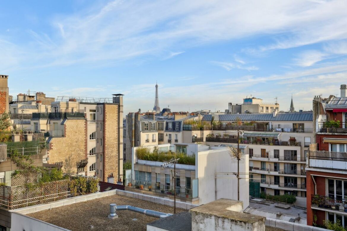 Dernier étage - Appartement de 75 m² au calme absolu