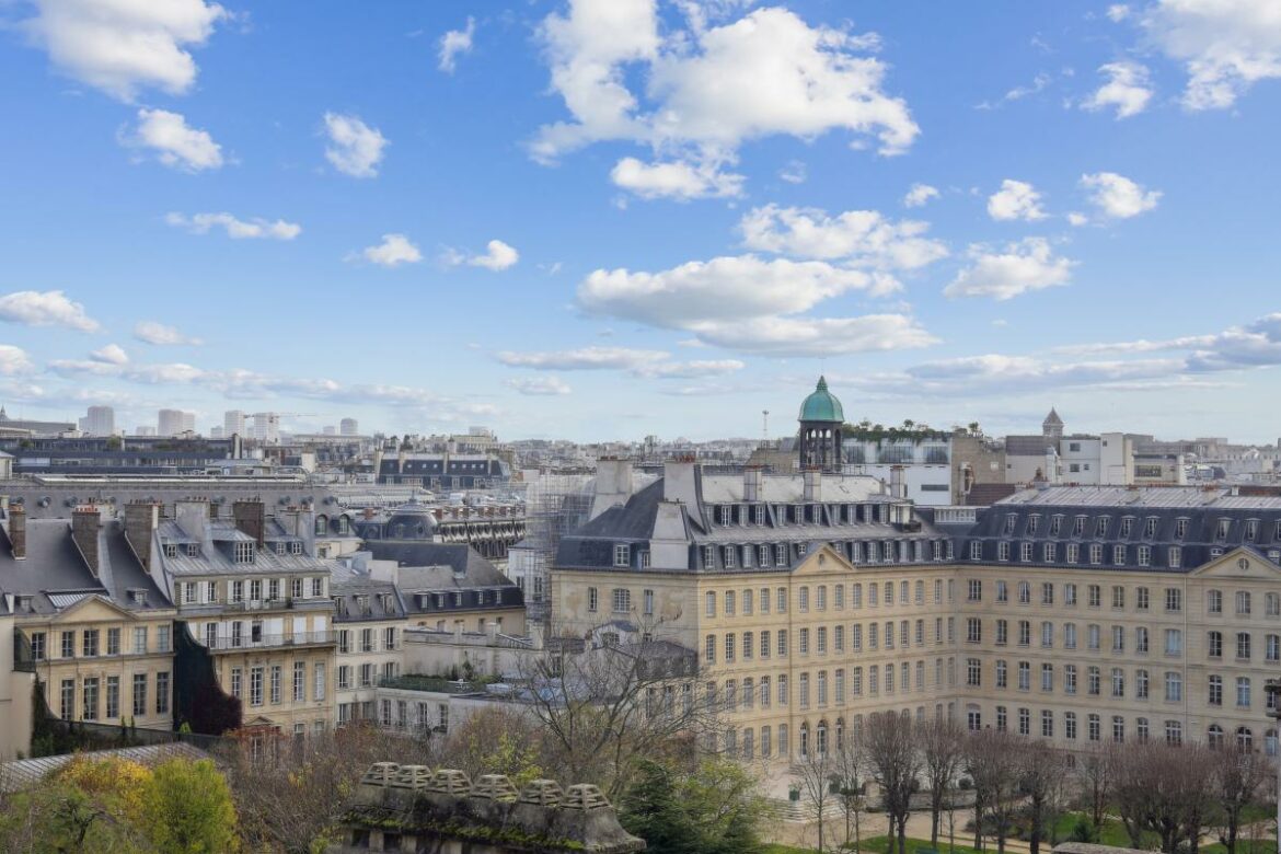 Studio plein ciel au vues sur jardins et monuments parisiens