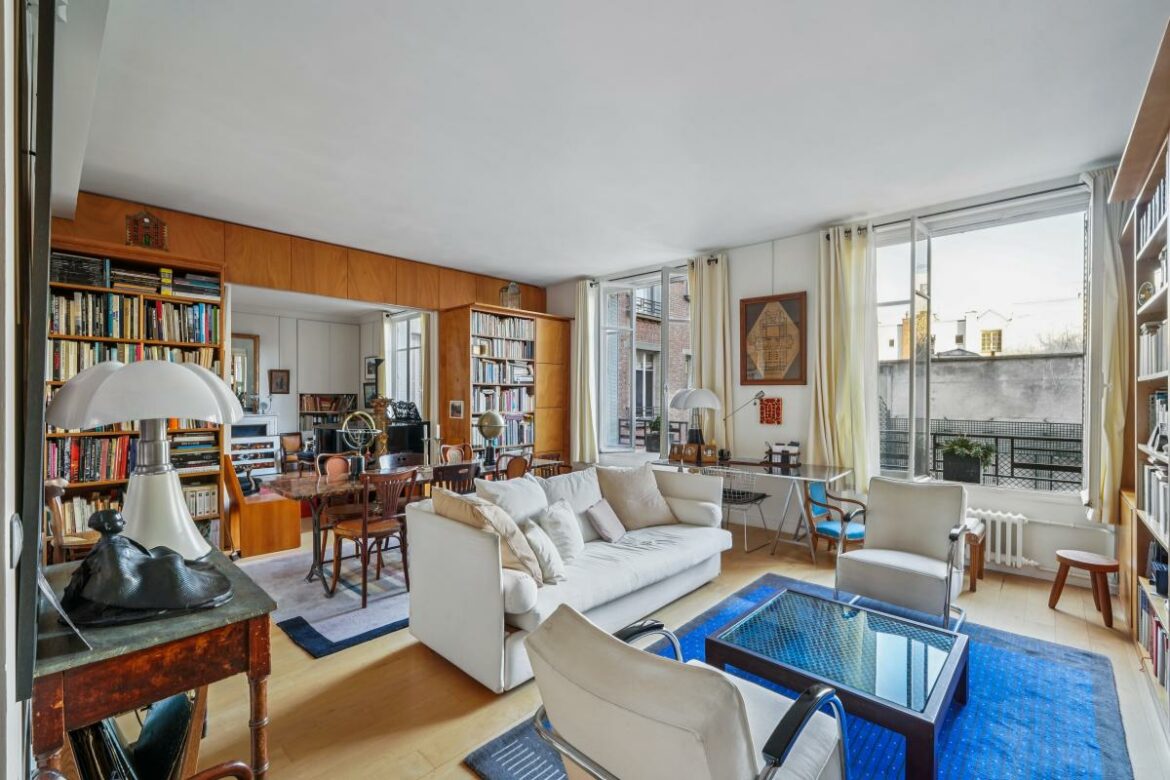 Rue du Cherche Midi - Appartement de 133,26 m² aux vues dégagées