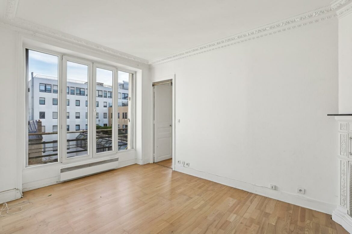 Saint-Ouen - Appartement baigné de lumière aux vues dégagées