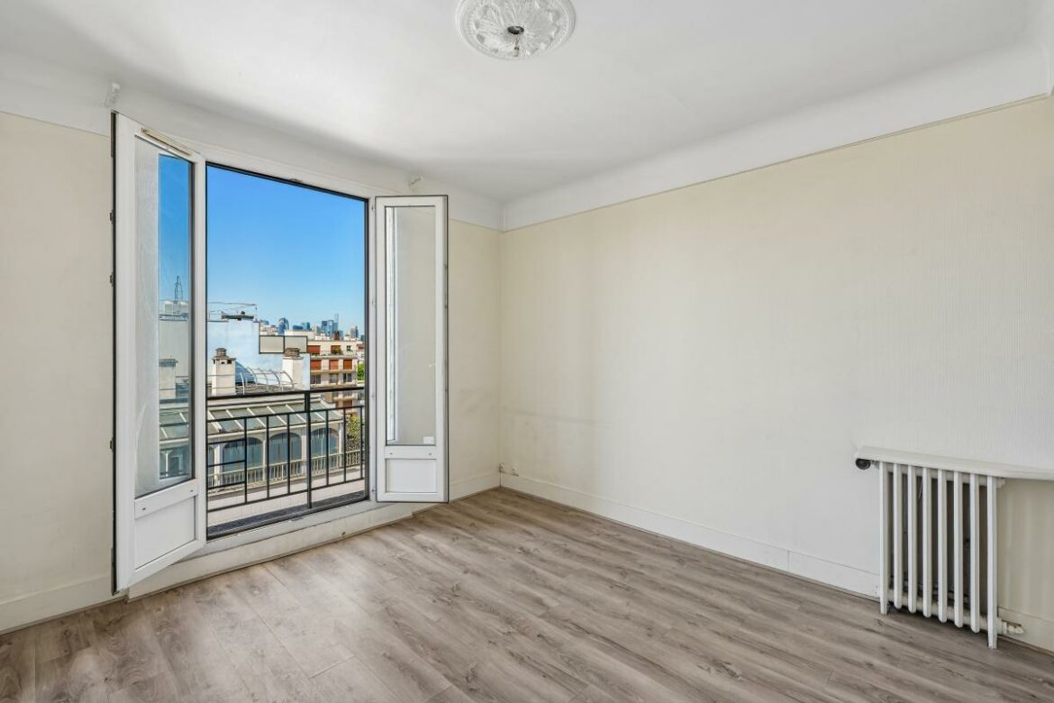 Levallois-Perret - Appartement traversant de 27,31 m² avec balcon